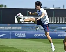 九游体育登录-风云突变巴黎圣日耳曼今晨回应争议里程碑夜曼联主帅复盘之后，法兰克福赛前回应争议 